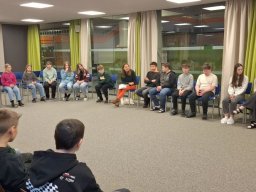 young_caritas_armut_02